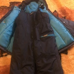 Toddler Boys snowsuit(jacket and pants)